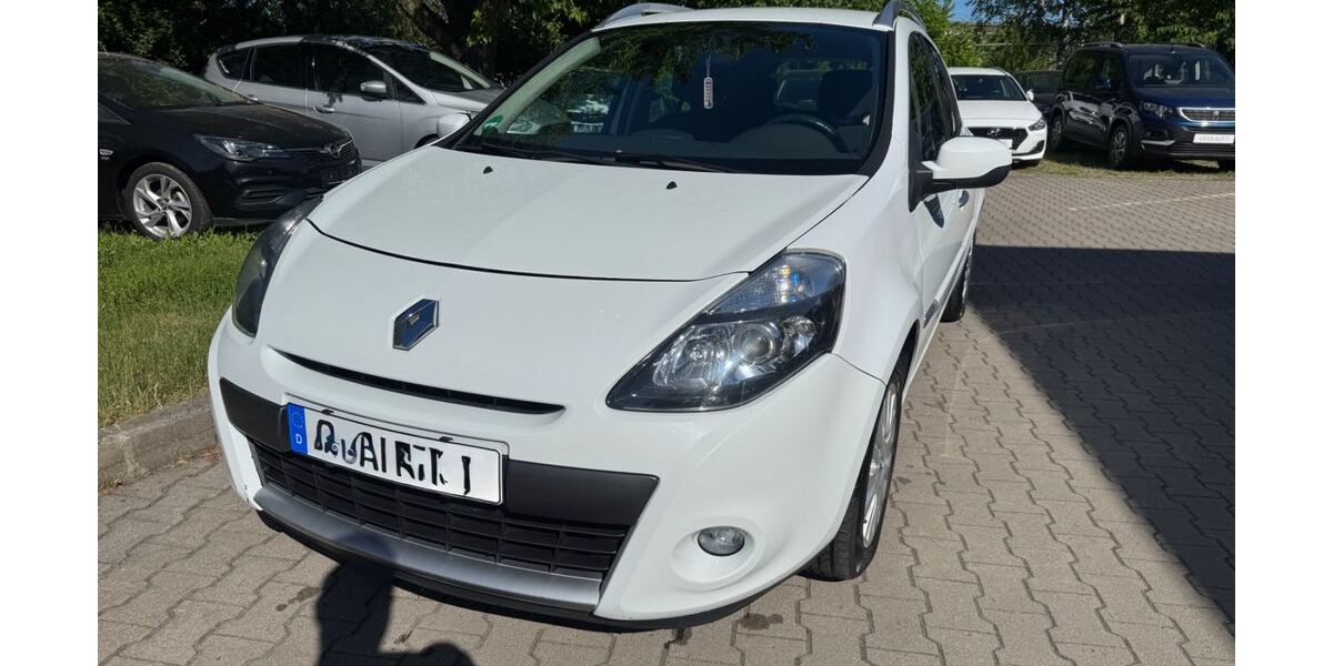 Renault Clio 204.000 km 2.350 &euro; Gera 07549
