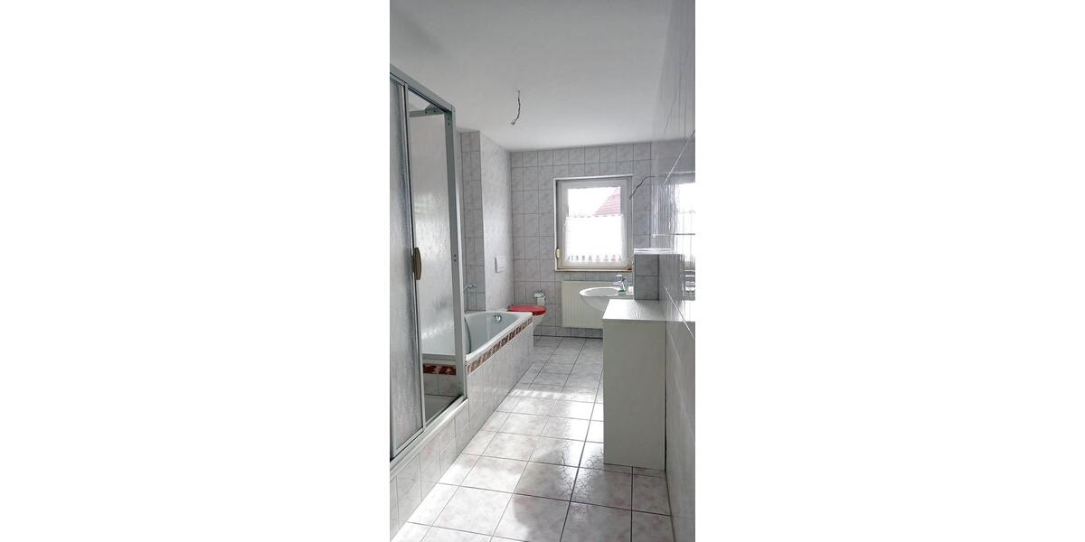 Etagenwohnung Zeulenroda-Triebes Triebes - 3 Zimmer, 74 m&sup2;, 450&euro; | Angebot:26202103