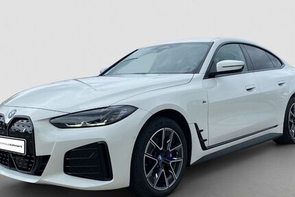 BMW i4 28.264 km 44.365 &euro; Gera 07552