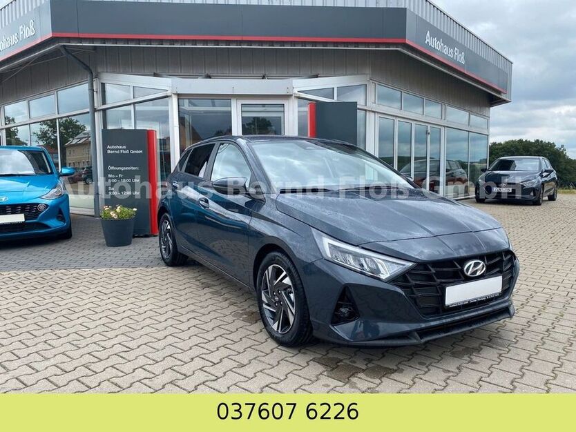 i20