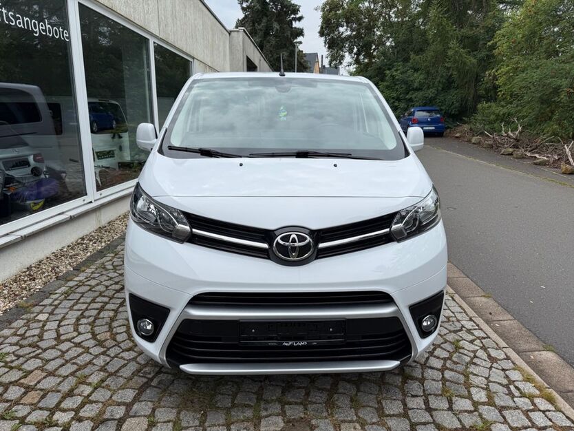 Toyota Proace (Verso) 31.850 km 33.900 € Hohenölsen 07570