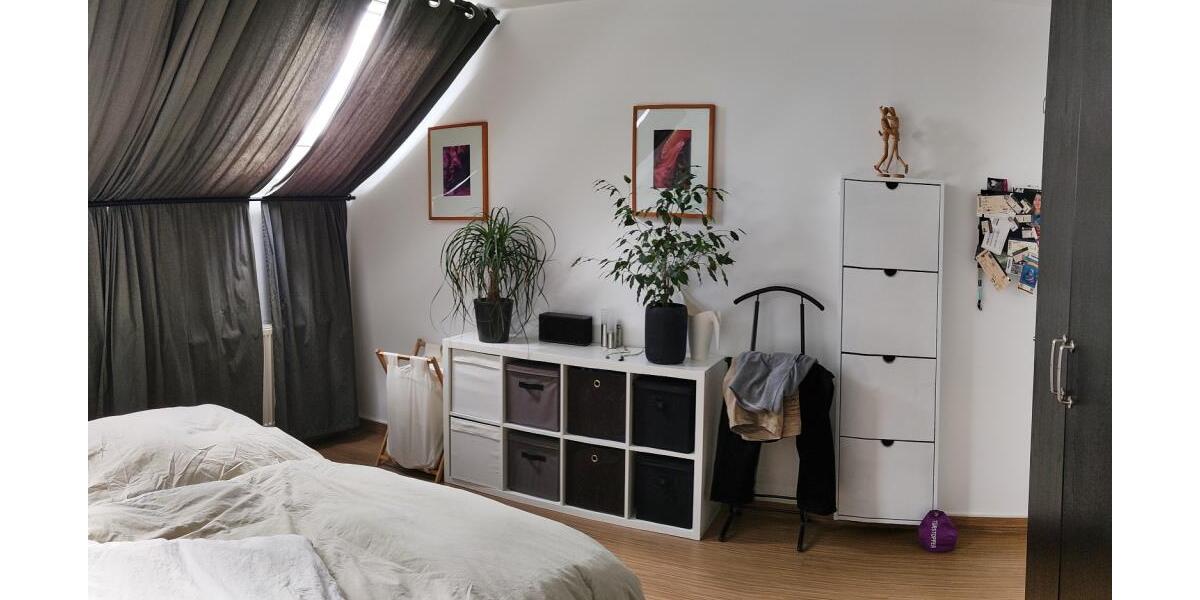 2 Wohnungen, ein Preis, auf einer Etage. - Dachgeschoßwohnung Gera Ostviertel | Angebot:26744951