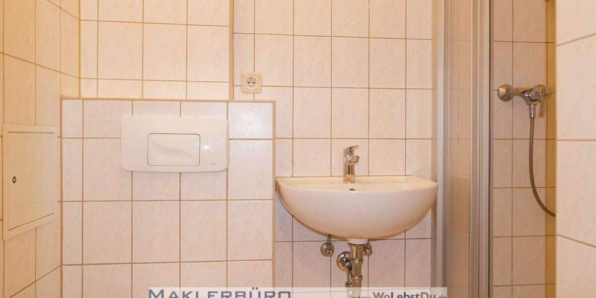 Etagenwohnung Greiz - 2 Zimmer, 40 m&sup2;, 230&euro; | Angebot:24450666