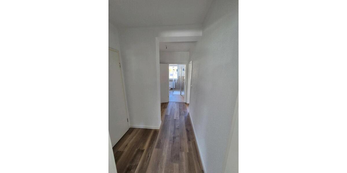 Erdgeschoßwohnung Ronneburg - 2 Zimmer, 61 m&sup2;, 465&euro; | Angebot:26533375