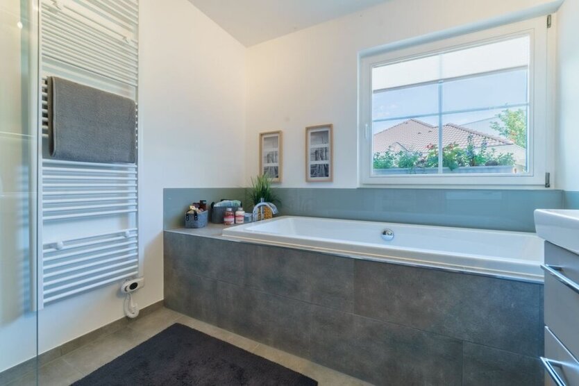 Bungalow-Oase: Ihr persönliches Refugium für modernes Wohnen!