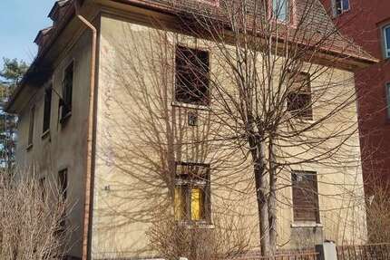 Haus Gera - 8 Zimmer, 250 m&sup2;, 21.000&euro; | Angebot:26075358