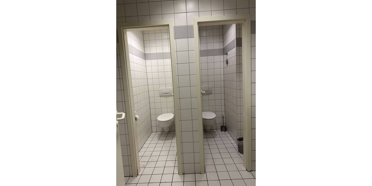 Gewerbeobjekt Gera Innenstadt - 4 Zimmer, 212 m&sup2;, 1.490&euro; | Angebot:26319407