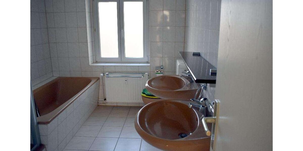 Etagenwohnung Gera Debschwitz - 2 Zimmer, 60 m&sup2;, 375&euro; | Angebot:26464157