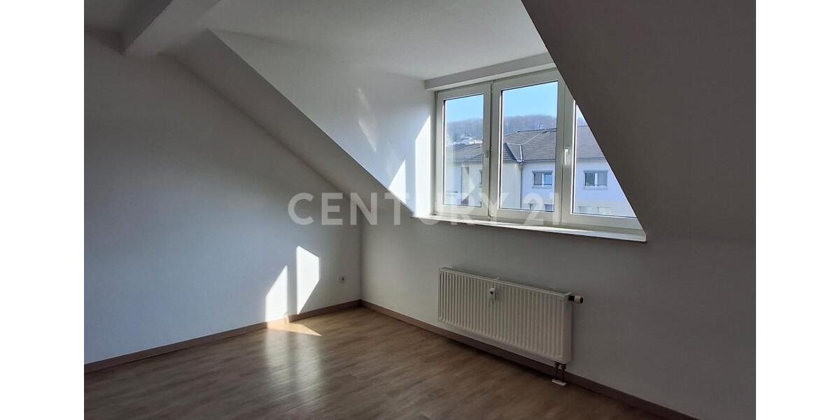 Dachgeschoßwohnung Gera Alt-Bieblach - 3 Zimmer, 62 m&sup2;, 397&euro; | Angebot:26085935