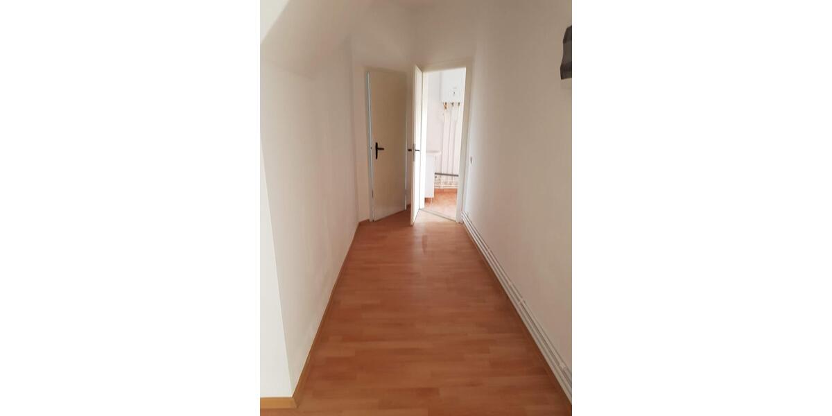 Etagenwohnung Werdau - 5 Zimmer, 116 m&sup2;, 100.000&euro; | Angebot:26136343