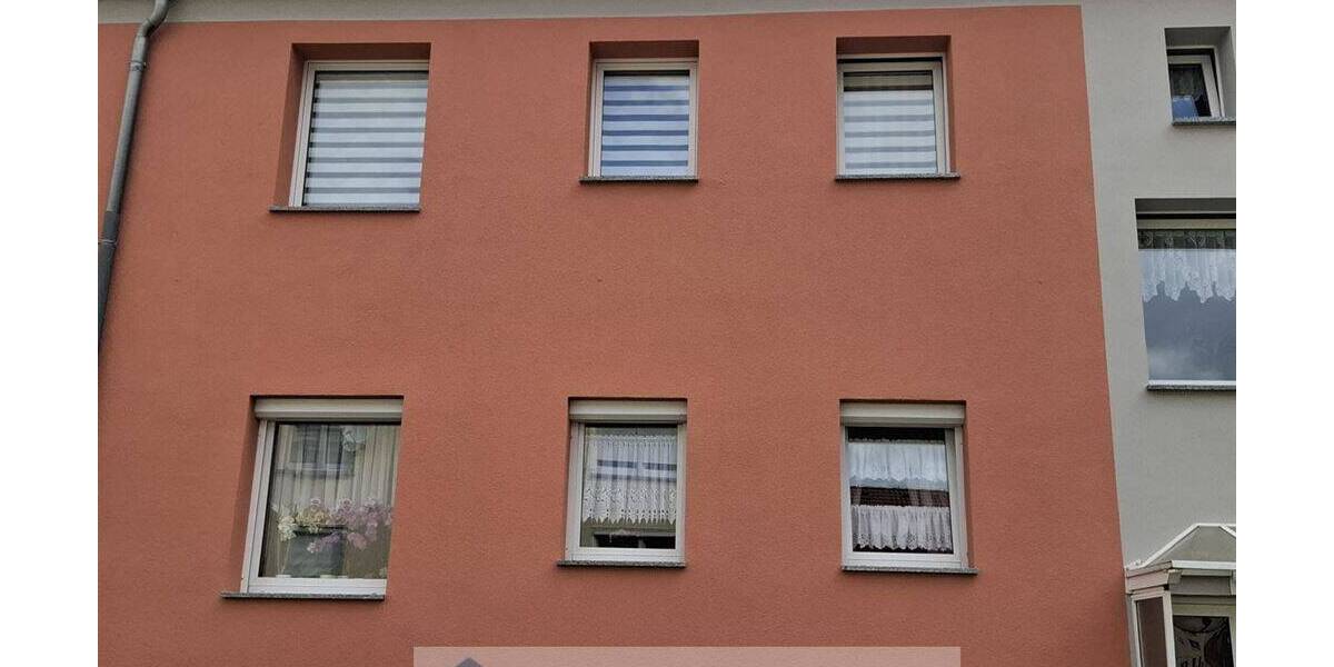Sehr schöne Eigentumswohnung mit Balkon in Teuchern zu verkaufen 3 zimmer