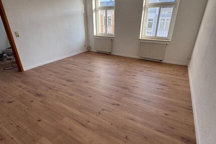 Wohnung Gera Alt-Bieblach - 4 Zimmer, 101 m&sup2;, 646&euro; | Angebot:25281816