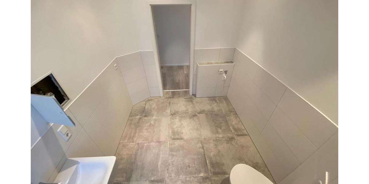 Außergewöhnlich wohnen! Großzügige 4-Raum-Wohnung mit Wohnküche, Komfortbad und Stellplatz in Gera. - Etagenwohnung Gera Ostviertel | Angebot:27284787