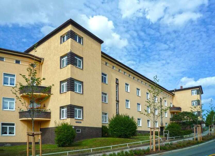 Wohnung zum Mieten in Gera 541,39 € 90.99 m²