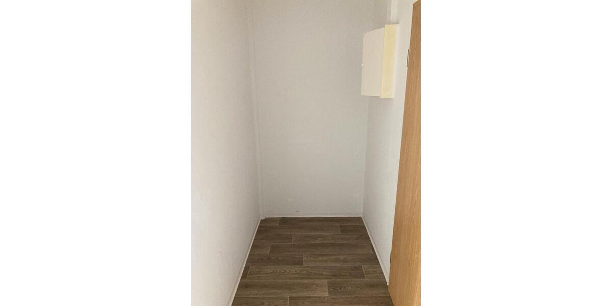 Etagenwohnung Gera Lusan - 1 Zimmer, 36 m&sup2;, 225&euro; | Angebot:25991846