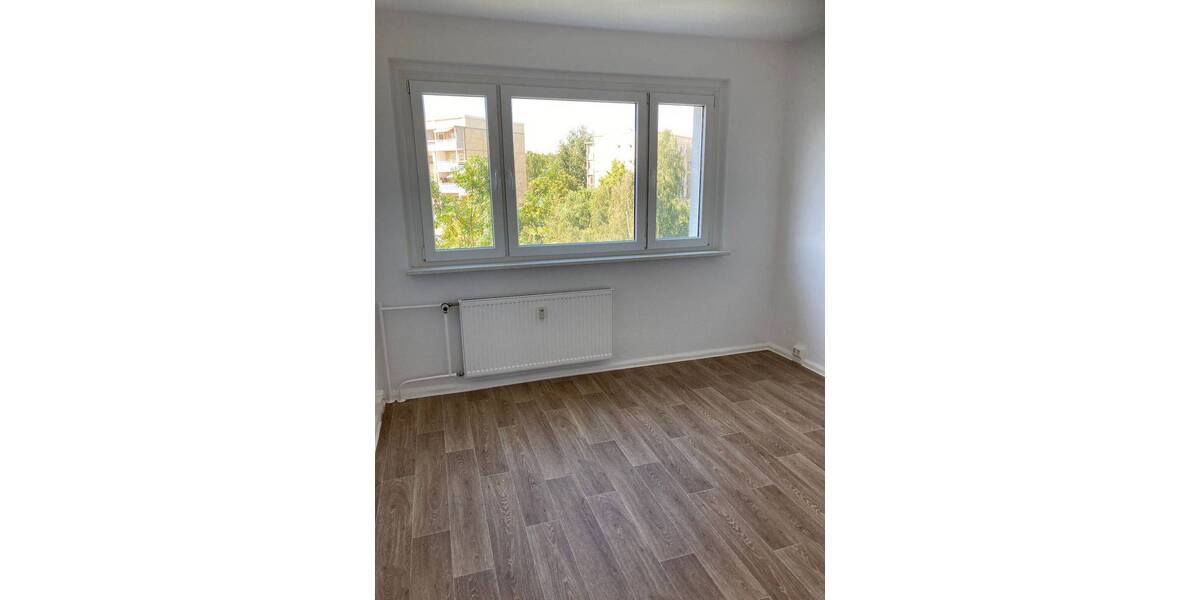 Etagenwohnung Gera Lusan - 2 Zimmer, 52 m&sup2;, 315&euro; | Angebot:26805929