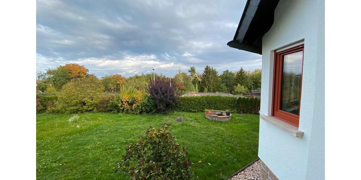 Einfamilienhaus Weida - 6 Zimmer, 160 m&sup2;, 2.100&euro; | Angebot:26586312