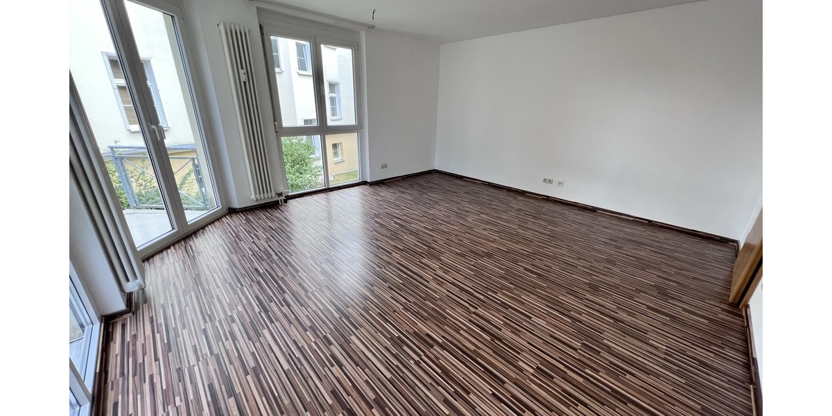 Idyllisch wohnen! 3-Raum Wohnung mit Einbauküche, Wanne und Süd-Balkon. - Etagenwohnung Gera Alt-Bieblach | Angebot:27022991