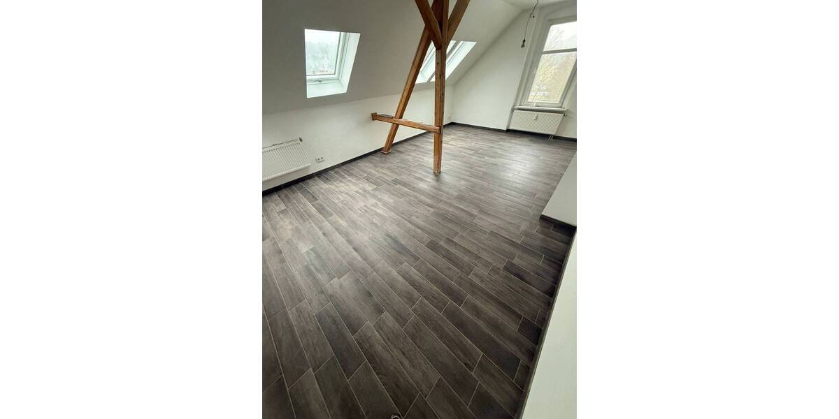 Etagenwohnung Greiz Irchwitz - 5 Zimmer, 132 m&sup2;, 730&euro; | Angebot:26912043