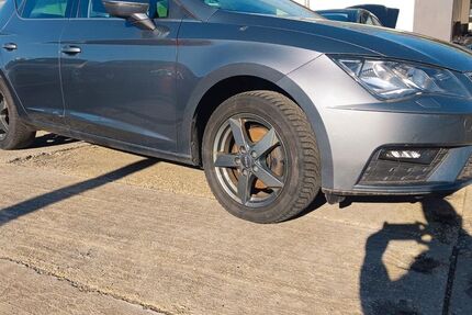 Seat Leon 214.000 km 7.500 &euro; Gera 07551