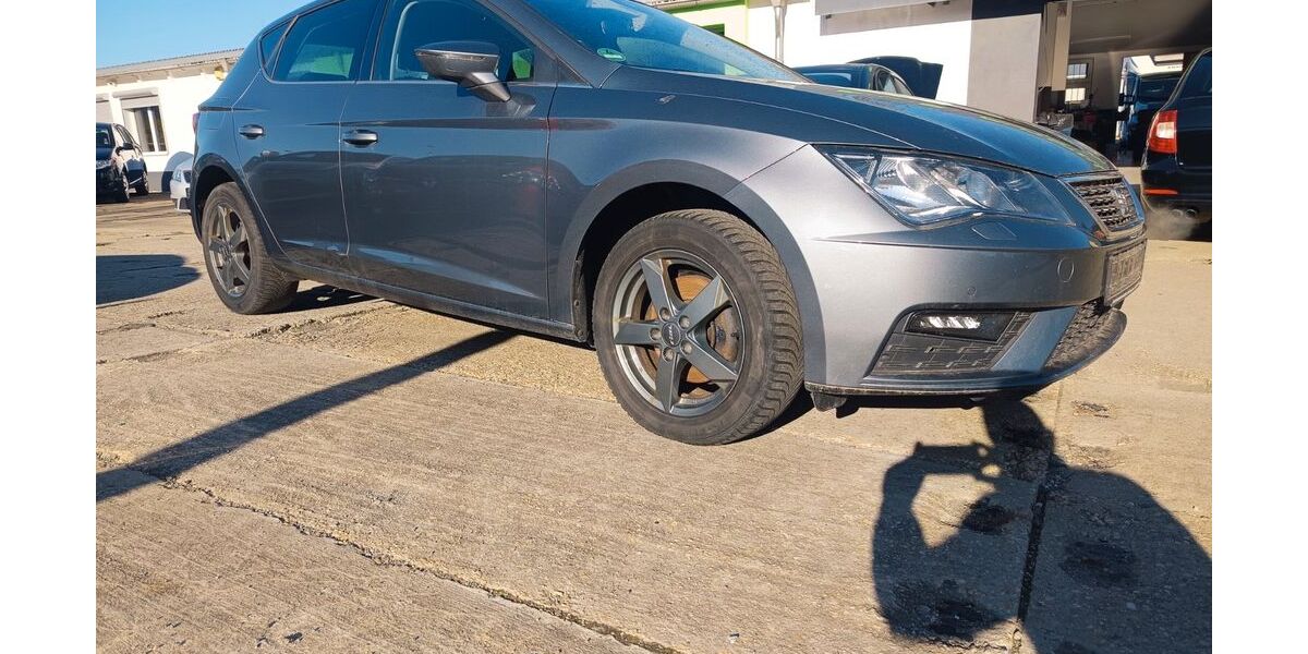 Seat Leon 214.000 km 7.500 &euro; Gera 07551