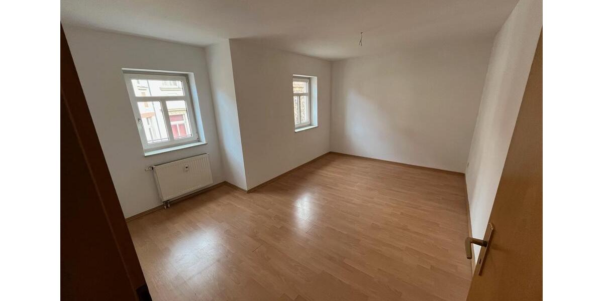Etagenwohnung Altenburg - 2 Zimmer, 60 m&sup2;, 450&euro; | Angebot:26586317