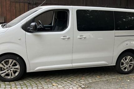 Opel Vivaro 1.500 km 34.998 € Werdau 08412
