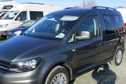 VW Caddy 106.876 km 12.990 &euro; Gera 07548