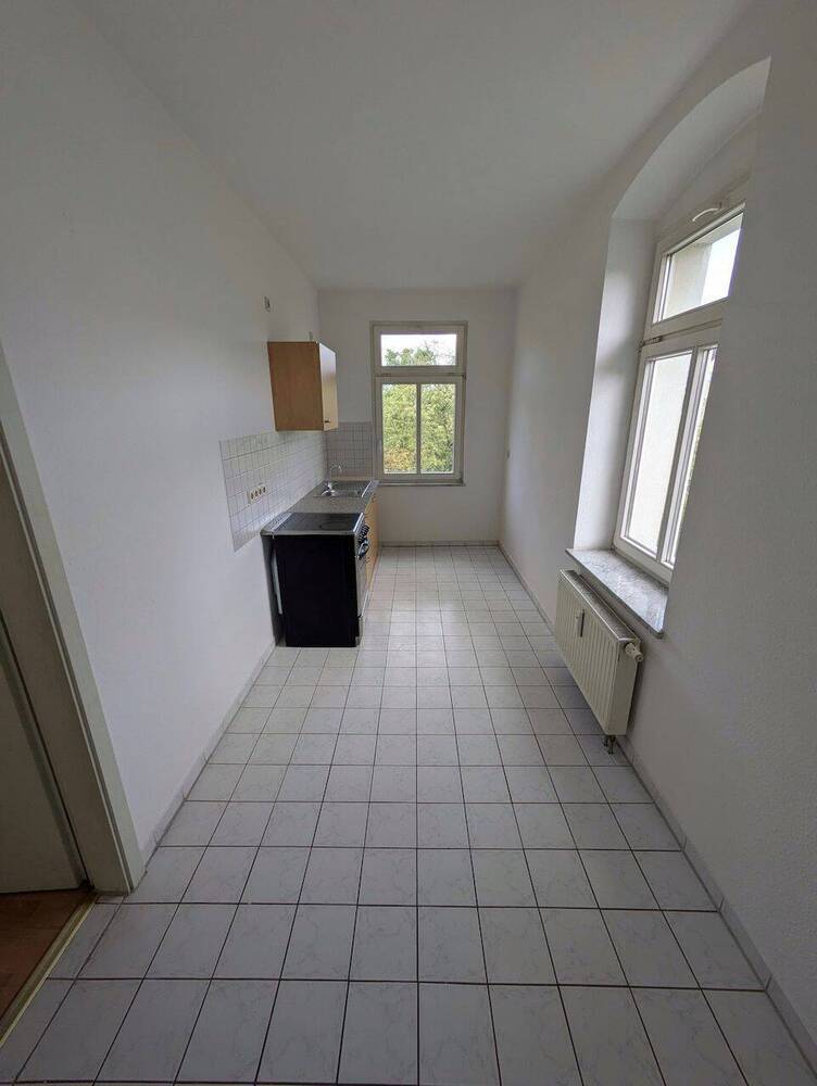++ gemütliche 2-Raum-Wohnung mit Wohnküche in zentraler Lage, nahe am Schwanenteich ++