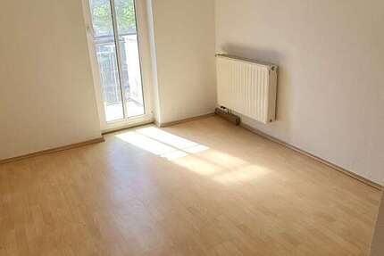 Wohnung Gera Ostviertel - 2 Zimmer, 65 m&sup2;, 355&euro; | Angebot:27272132