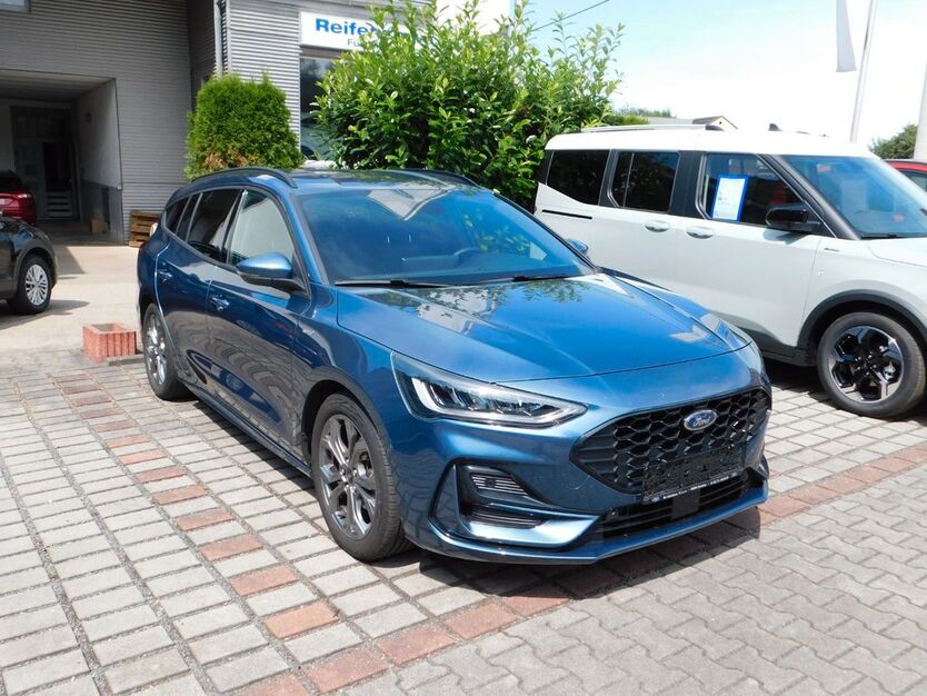 Ford Focus 22.641 km 23.900 € Zwickau 08064