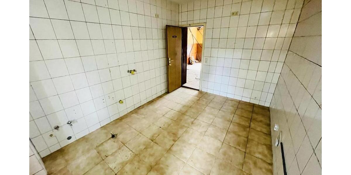 Tolle Gewerbefläche z.B. für ein Café oder einen Laden in sehr zentraler Lage von Gera! - Gewerbeobjekt Gera Debschwitz | Angebot:26384749