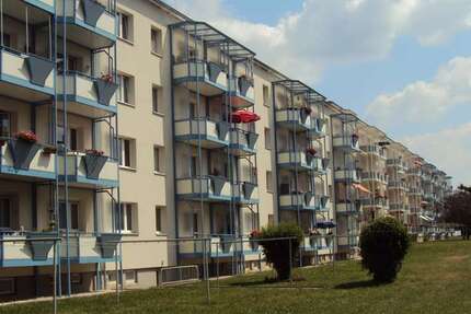 Wohnung Gera Alt-Taubenpreskeln - 2 Zimmer, 49 m&sup2;, 317&euro; | Angebot:26675975