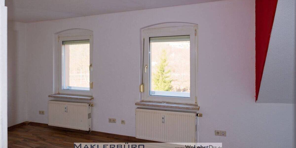 Etagenwohnung Greiz - 4 Zimmer, 80 m&sup2;, 350&euro; | Angebot:25666530