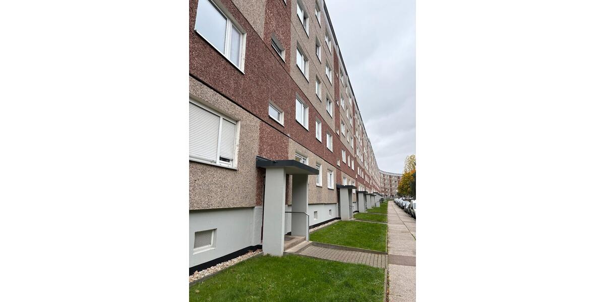 Etagenwohnung Gera Lusan - 2 Zimmer, 54 m&sup2;, 290&euro; | Angebot:26084172