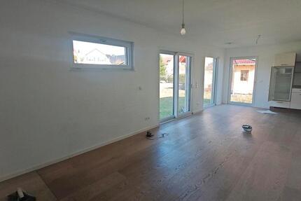 Haus Rositz - 3 Zimmer, 108 m&sup2;, 300.000&euro; | Angebot:26180419