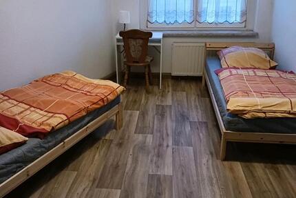 Wohnung Auma-Weidatal Weidatal - 3 Zimmer, 79 m&sup2;, 310&euro; | Angebot:25576410