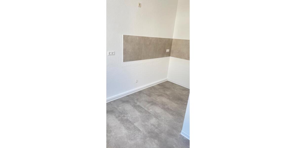 Etagenwohnung Werdau - 1 Zimmer, 38 m&sup2;, 450&euro; | Angebot:26531838