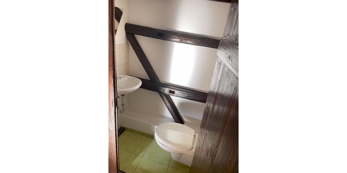 Etagenwohnung Rositz - 4 Zimmer, 102 m&sup2;, 650&euro; | Angebot:25906015