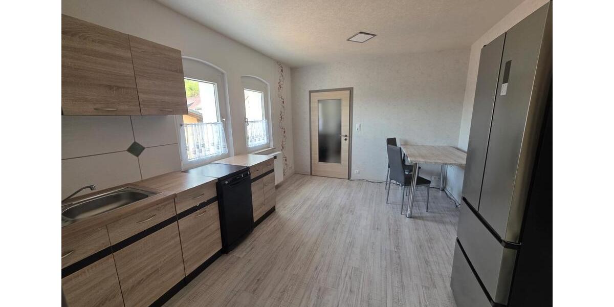 Etagenwohnung Schmölln - 2 Zimmer, 50 m&sup2;, 450&euro; | Angebot:26534700