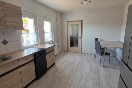 Wohnung Schmölln - 2 Zimmer, 50 m&sup2;, 450&euro; | Angebot:26534700