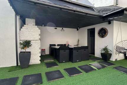 Haus Greiz - 6 Zimmer, 259 m&sup2;, 215.000&euro; | Angebot:26924360