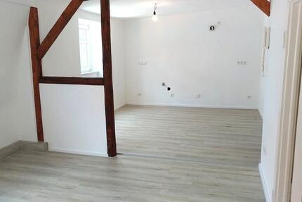 Wohnung Eisenberg - 3 Zimmer, 80 m&sup2;, 550&euro; | Angebot:27628660