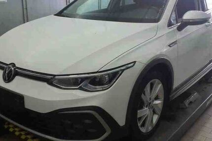 VW Golf 105.264 km 24.949 &euro; Gera 07546