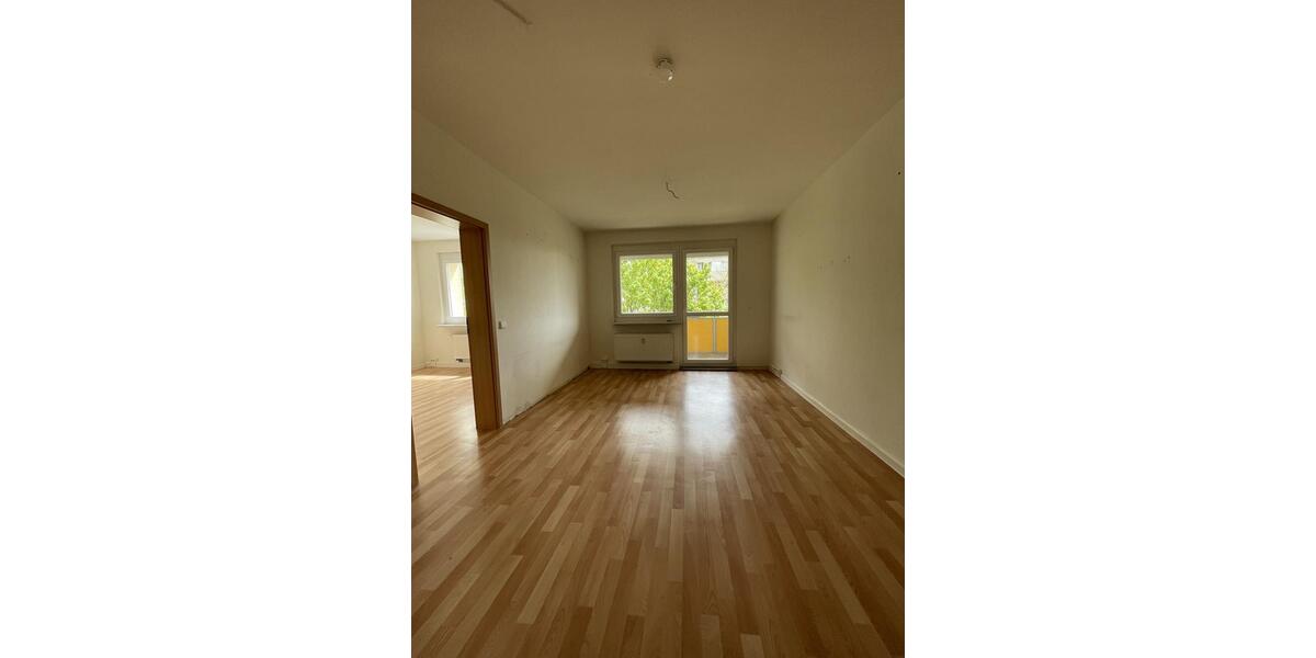 Etagenwohnung Gera Alt-Bieblach - 2 Zimmer, 49 m&sup2;, 286&euro; | Angebot:26672953