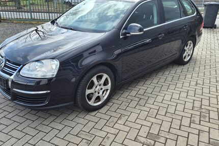 VW Golf 128.000 km 2.199 &euro; Weida 07570