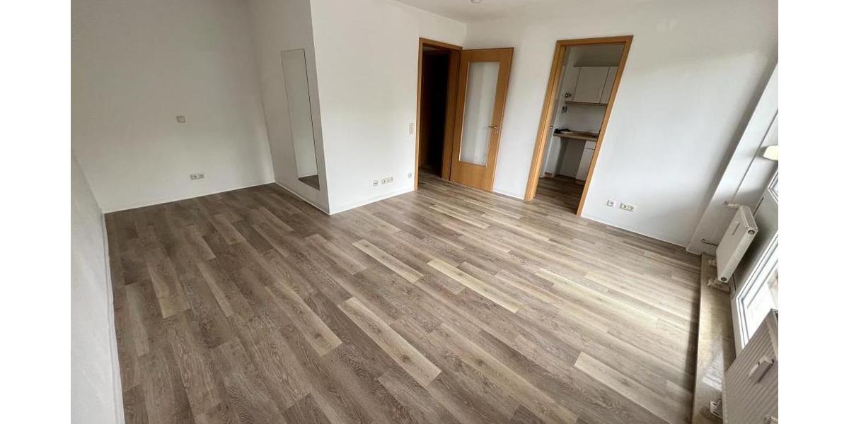 Traumlage am Küchengarten! Schöne 1-Raum-Whg. mit EBK, Balkon und Aufzug in Gera-Untermhaus - Etagenwohnung Gera Untermhaus | Angebot:26144347