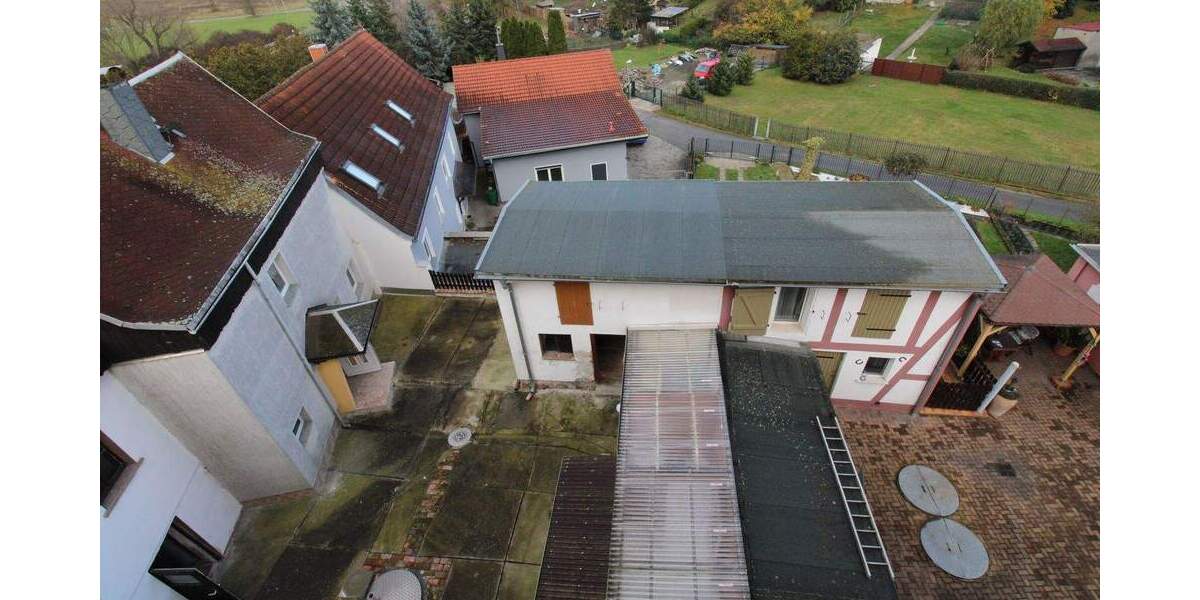 Doppelhaushälfte Teuchern Naundorf - 5 Zimmer, 170 m&sup2;, 110.000&euro; | Angebot:25736455