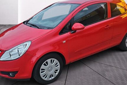 Opel Corsa 90.995 km 4.480 € Naumburg 06618