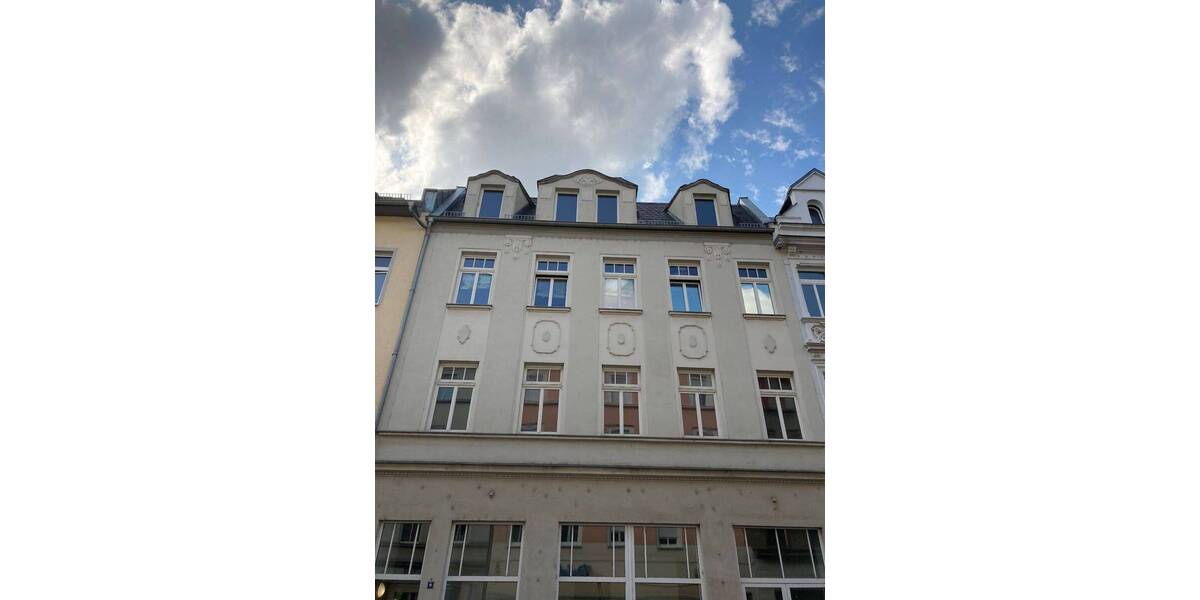 Etagenwohnung Gera Innenstadt - 4 Zimmer, 152 m&sup2;, 890&euro; | Angebot:26824943